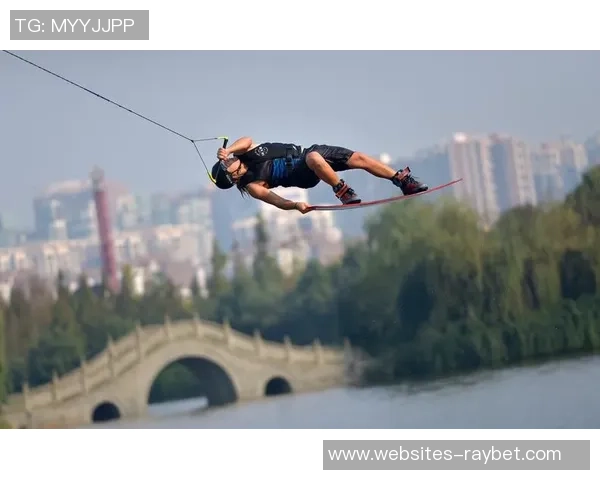 成都极限运动队实力解析：挑战极限展现青春激情与团队精神