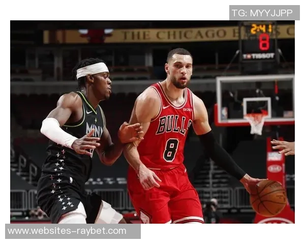 扎克拉文的篮球之路从天赋少年到全明星球员的成长历程